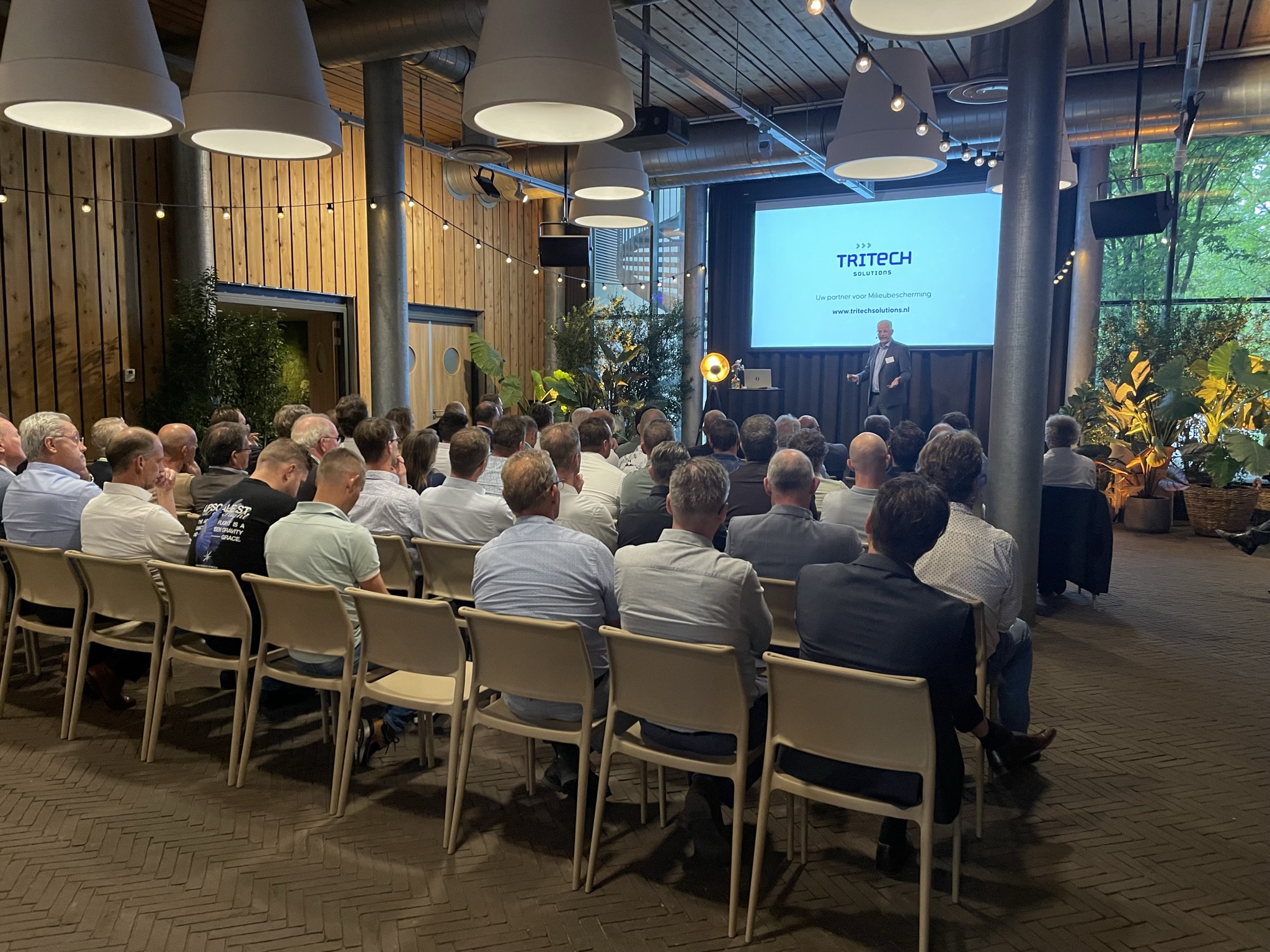 Umbraco.Web.PublishedCache.XmlPublishedCache.PublishedMediaCache+DictionaryPublishedContent?.Name